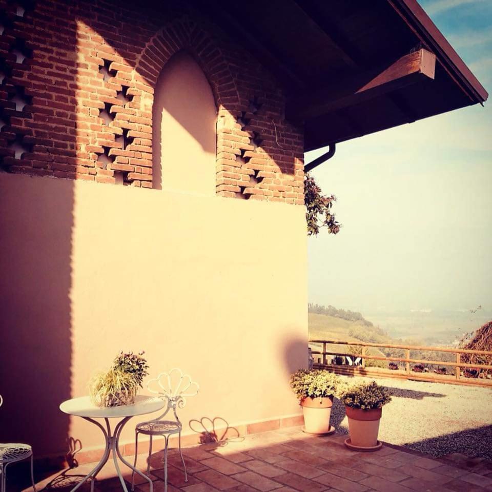 700Enolocanda Santa Giuletta 外观 照片